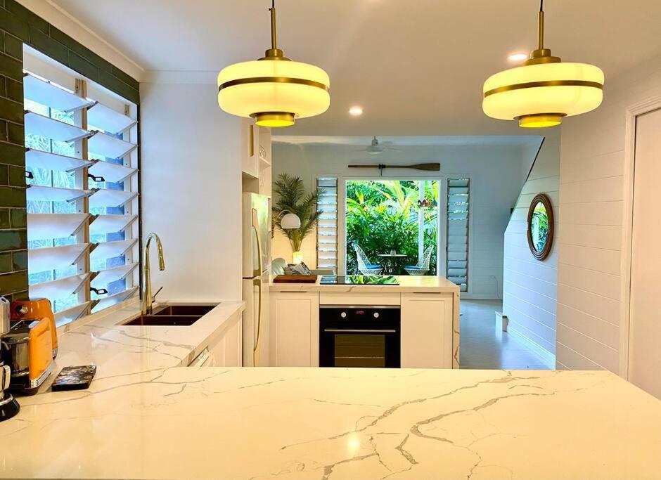 Pandanus Place - With Bicycles Port Douglas Extérieur photo